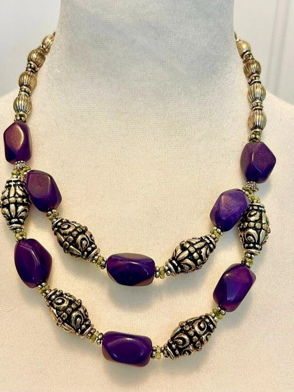Vintage Avon Double Strand Purple Beaded Necklace Silver-Tone Lobster Clasp Adj